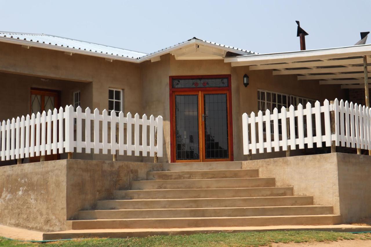 Rocks & Roses Farm Stay Lochiel Ngoại thất bức ảnh